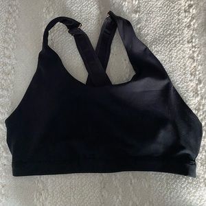 Fabletics Medium Impact Medium Sports Bra